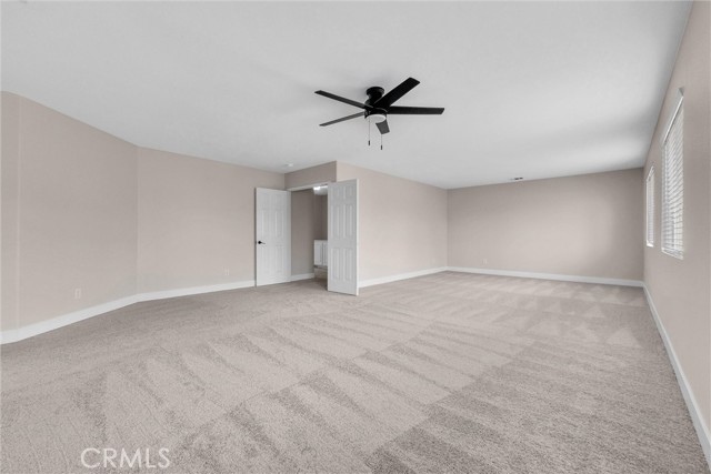 27258 Sierra Madre Drive, Murrieta CA: https://media.crmls.org/medias/5812725f-f6bb-42b4-b787-2e6ab16c5f6b.jpg