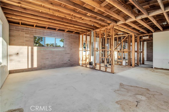 Detail Gallery Image 8 of 32 For 7985 Deer Trl, Yucca Valley,  CA 92284 - 2 Beds | 1 Baths