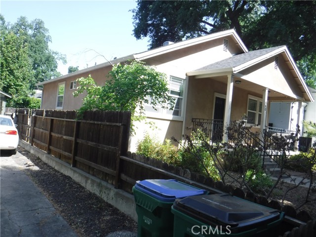 480 E 3rd Street, Chico CA: https://media.crmls.org/medias/58132726-bc17-43a5-b1fa-cfa0785e1f71.jpg