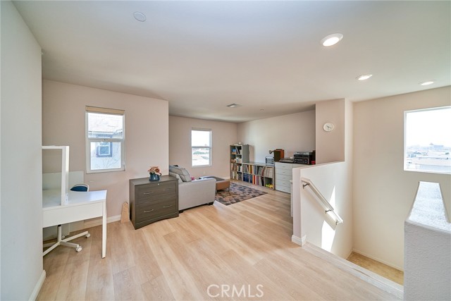 Detail Gallery Image 19 of 41 For 1202 Clipper Ln, Harbor City,  CA 90710 - 4 Beds | 3 Baths