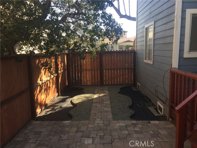 1025 Gladys Avenue, Long Beach, California 90804, 3 Bedrooms Bedrooms, ,1 BathroomBathrooms,Residential Lease,For Rent,1025 Gladys Avenue,CRPW24234909