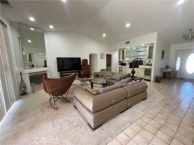 8731 Clubhouse Boulevard, Desert Hot Springs CA: https://media.crmls.org/medias/58146a5b-9365-4169-a618-12f5ef06b0eb.jpg