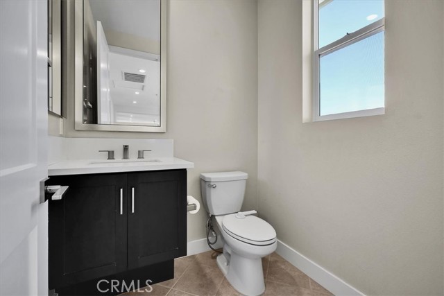 Detail Gallery Image 16 of 40 For 53 Chasma, Irvine,  CA 92618 - 3 Beds | 2/2 Baths