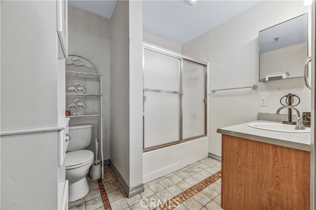 Detail Gallery Image 29 of 41 For 7018 404 Rita, Huntington Park,  CA 90255 - 3 Beds | 2 Baths