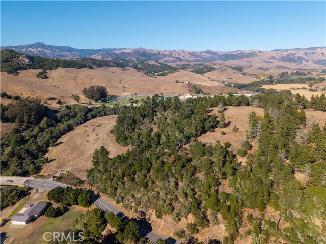 2845 Main Street, Cambria CA: https://media.crmls.org/medias/58189043-eba9-4537-bcba-ce1c9ae006fc.jpg