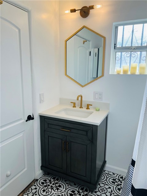 Detail Gallery Image 9 of 38 For 3667 W 110th, Inglewood,  CA 90303 - – Beds | – Baths