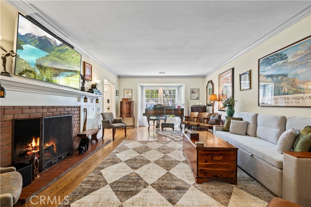 Detail Gallery Image 5 of 62 For 4416 Morella Ave, Studio City,  CA 91607 - 2 Beds | 2 Baths