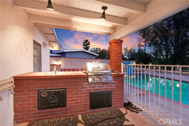 Detail Gallery Image 26 of 27 For 23780 Clarendon St, Woodland Hills,  CA 91367 - 3 Beds | 2/1 Baths