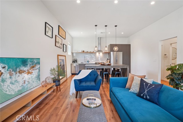 1401 Termino Avenue, Long Beach CA: https://media.crmls.org/medias/58195902-7aa2-46b2-965a-915cd94f2fb0.jpg