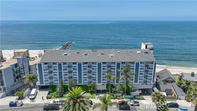 615 Esplanade, Redondo Beach, California 90277, 1 Bedroom Bedrooms, ,1 BathroomBathrooms,Residential,For Sale,Esplanade,SB24149397