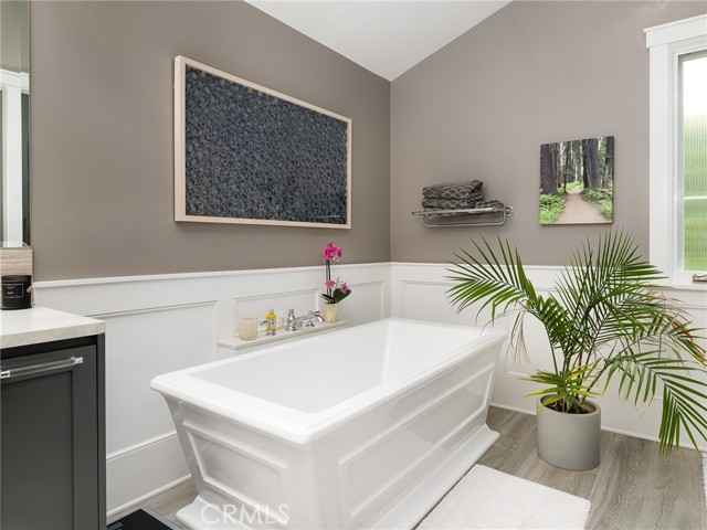 801 18th Street, Manhattan Beach, California 90266, 4 Bedrooms Bedrooms, ,4 BathroomsBathrooms,Residential,Sold,18th,SB24108757