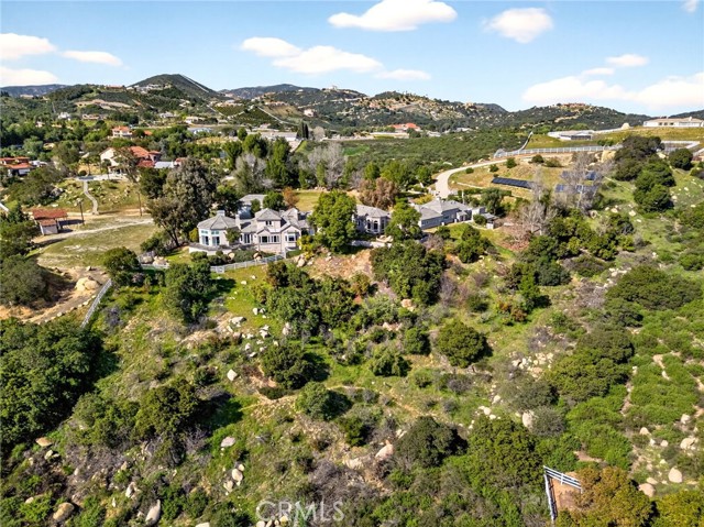 Detail Gallery Image 10 of 49 For 37840 via Majorca, Murrieta,  CA 92562 - 7 Beds | 4/1 Baths