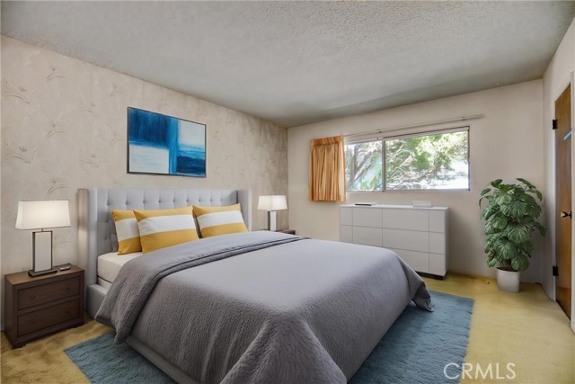 8834 Gerald Avenue, North Hills CA: https://media.crmls.org/medias/581c6357-7a00-45ee-819b-b8543eb2e5e3.jpg