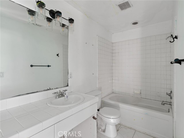 Detail Gallery Image 25 of 30 For 600 Freeport, Oxnard,  CA 93035 - 4 Beds | 2/1 Baths