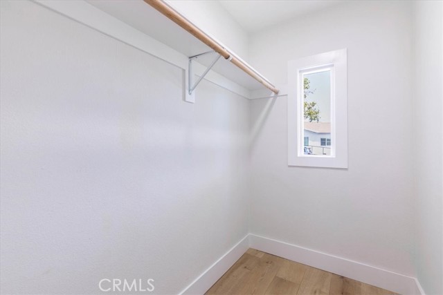 Detail Gallery Image 13 of 36 For 3829 Wellington Rd, Los Angeles,  CA 90008 - 3 Beds | 2 Baths