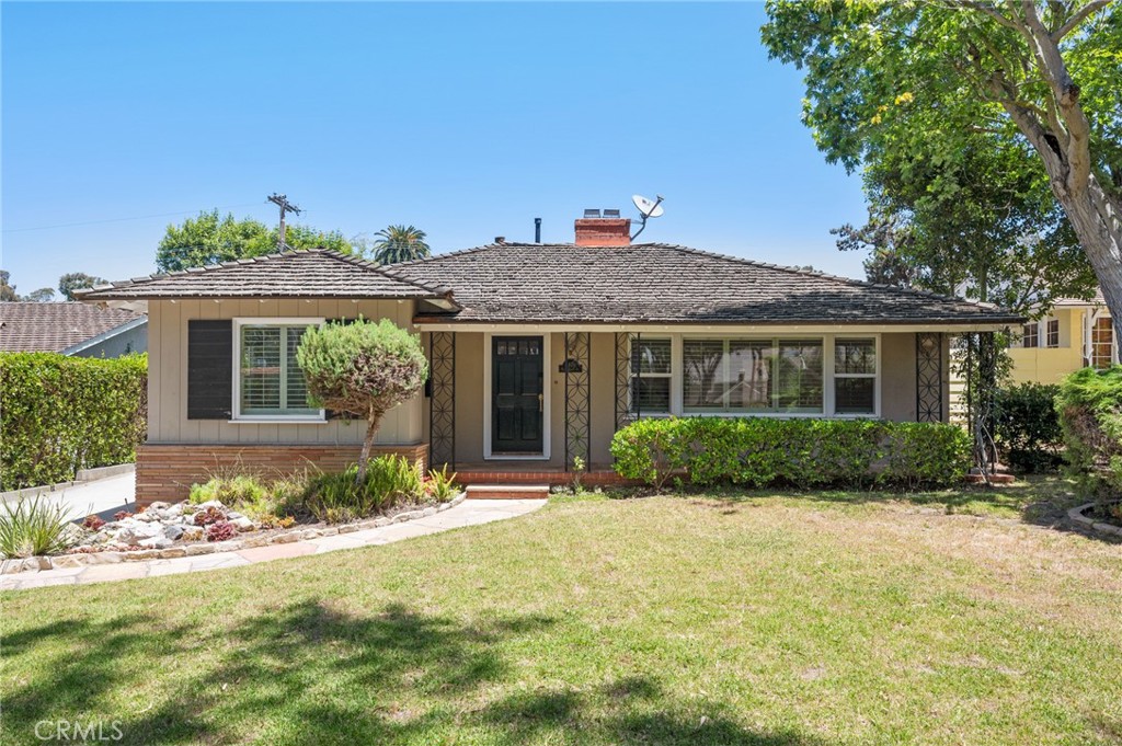 3409 Palos Verdes Drive N
