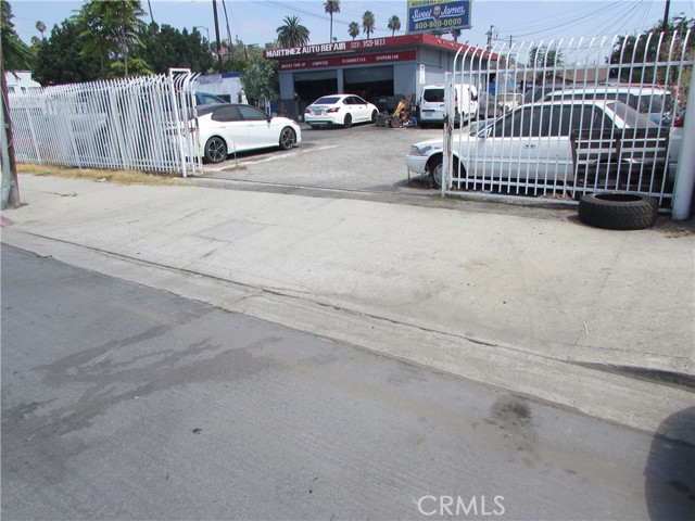 Image 9 of 50 For 3900 Figueroa