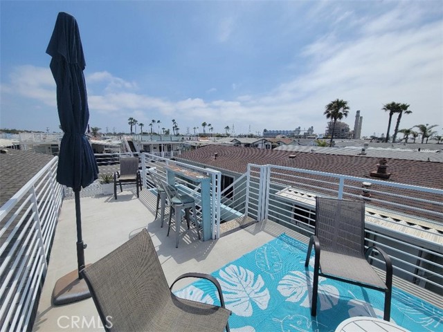 Detail Gallery Image 9 of 63 For 21752 Pacific Coast Hwy, 11-a,  Huntington Beach,  CA 92646 - 3 Beds | 2 Baths