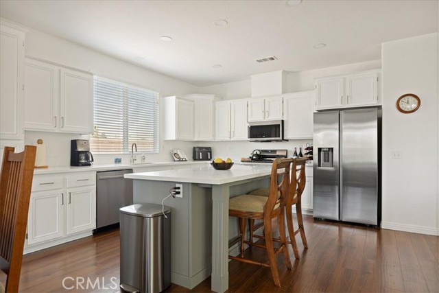1467 Hunter Moon Way, Beaumont CA: https://media.crmls.org/medias/5820135f-5698-4a2b-82a9-9a1637a39e07.jpg