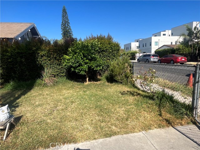 1248 Rolland Curtis Place, Los Angeles CA: https://media.crmls.org/medias/58203d7a-5d26-467b-a226-7e3462613f5c.jpg