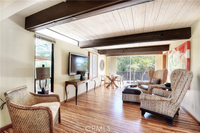 405 Calle Alicia, San Clemente CA: https://media.crmls.org/medias/5820609f-27db-48d8-8ee3-2bd058024023.jpg