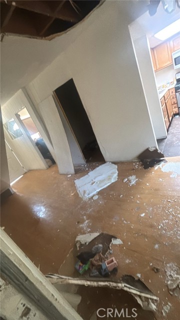 Detail Gallery Image 5 of 17 For 11919 Deana #B,  El Monte,  CA 91732 - 2 Beds | 2 Baths