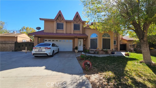 Detail Gallery Image 2 of 32 For 1820 E Avenue J 10, Lancaster,  CA 93535 - 4 Beds | 3 Baths
