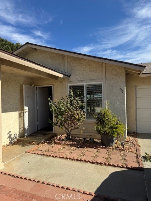 98 Lori Way