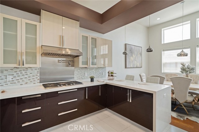 2623 Carnegie Lane, Redondo Beach CA: https://media.crmls.org/medias/5821d0e2-38f9-40f9-a84d-df2fc0e31e3e.jpg