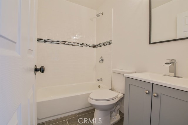 Detail Gallery Image 16 of 38 For 2265 E Bliss St, Compton,  CA 90222 - 2 Beds | 2 Baths