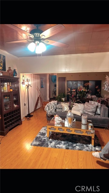 Detail Gallery Image 38 of 41 For 3432 Larissa Dr, Los Angeles,  CA 90026 - – Beds | – Baths