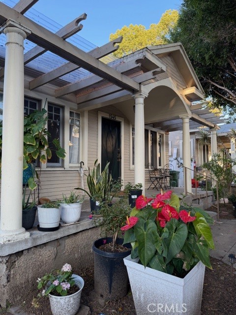 Detail Gallery Image 6 of 12 For 1537 N Serrano Ave, Los Angeles,  CA 90027 - – Beds | – Baths