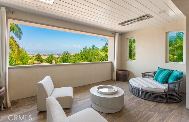 121 Amber Sky, Irvine CA: https://media.crmls.org/medias/58241551-2ecf-47e7-847e-ecf9936a2dce.jpg