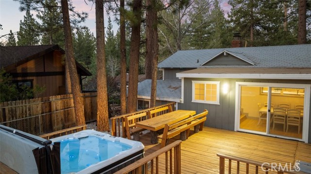 Detail Gallery Image 3 of 22 For 294 Santa Clara, Big Bear Lake,  CA 92315 - 3 Beds | 1/1 Baths