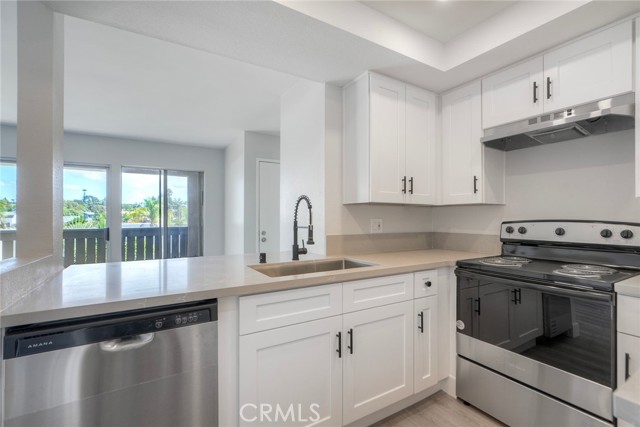 147 W Glaucus, Encinitas CA: https://media.crmls.org/medias/5826c9d1-cc1e-4a79-935c-14c2d8be0300.jpg