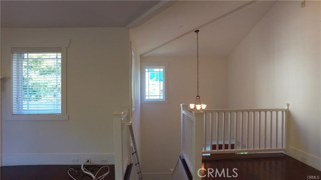 Detail Gallery Image 68 of 75 For 804 N Irena Ave #B,  Redondo Beach,  CA 90277 - 3 Beds | 2/1 Baths