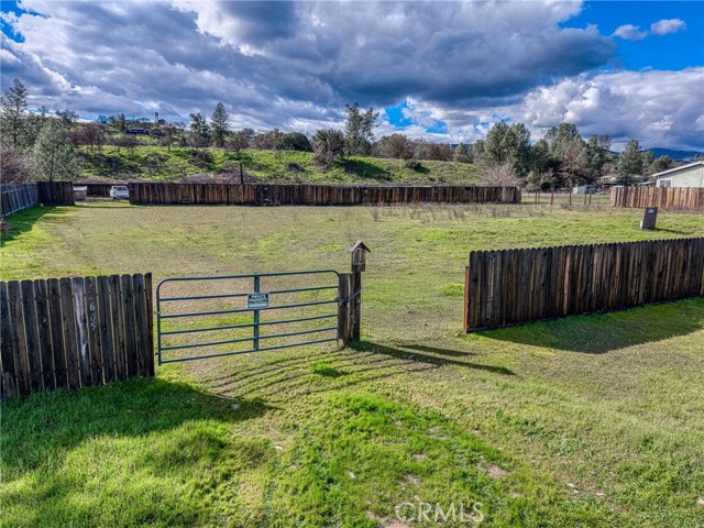 Detail Gallery Image 3 of 36 For 2605 Spring Valley, Clearlake Oaks,  CA 95423 - – Beds | – Baths