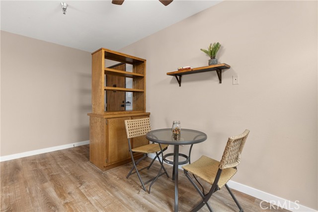 Detail Gallery Image 6 of 20 For 18900 Delaware St #107,  Huntington Beach,  CA 92648 - 1 Beds | 1 Baths