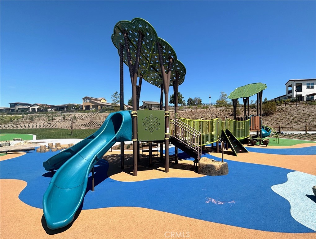 5828a1bd 2769 42ce 9236 D2bd13a8458b