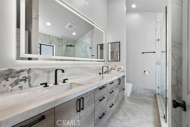 18328 Keswick Street photo 22