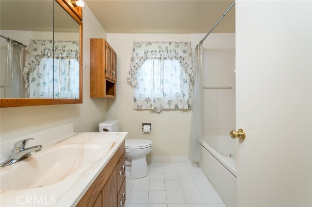 3614 Burritt Way, Glendale CA: https://media.crmls.org/medias/582a5660-914d-4919-8f43-644d5a6df1da.jpg