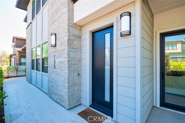 133 Aspect, Irvine CA: https://media.crmls.org/medias/582b0de2-12a9-4b8b-9ee6-17734a8490a2.jpg