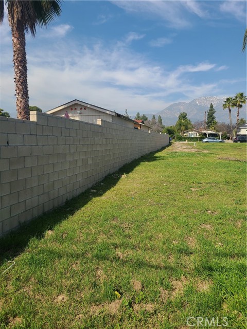 Detail Gallery Image 8 of 10 For 572 West, Upland,  CA 91786 - – Beds | – Baths