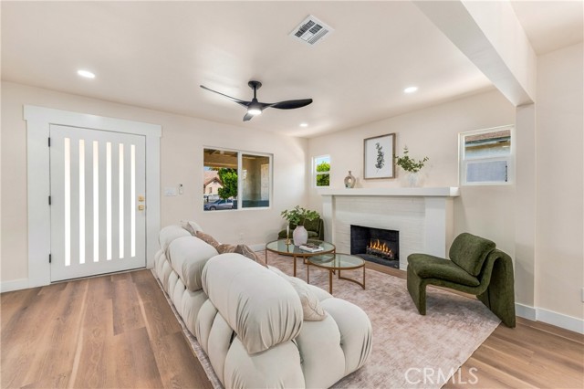 1724 West 43rd Street photo 8