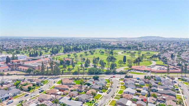 Detail Gallery Image 46 of 49 For 1709 E Luray, Long Beach,  CA 90807 - 5 Beds | 5 Baths