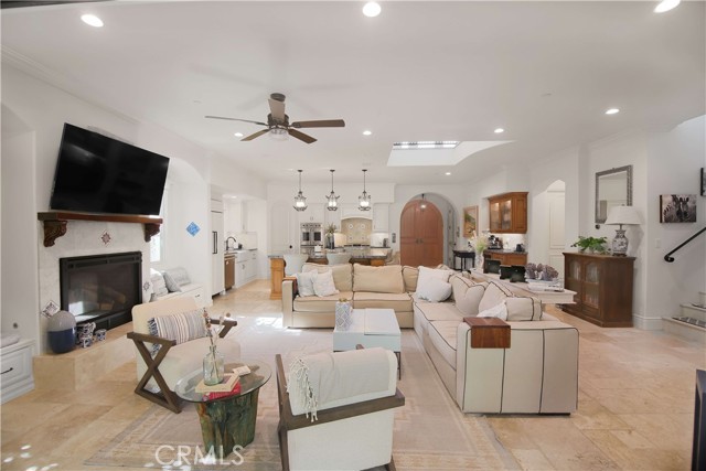 Detail Gallery Image 7 of 42 For 1015 Gardena, Encinitas,  CA 92024 - 4 Beds | 4/1 Baths