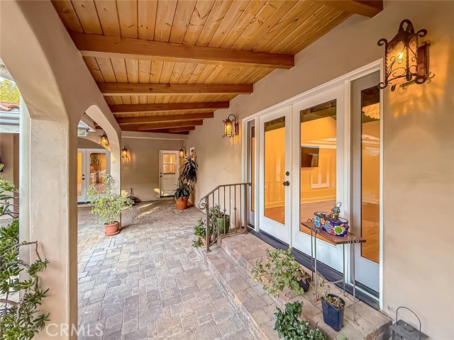Detail Gallery Image 54 of 60 For 15452 Varden, Sherman Oaks,  CA 91403 - 4 Beds | 4 Baths