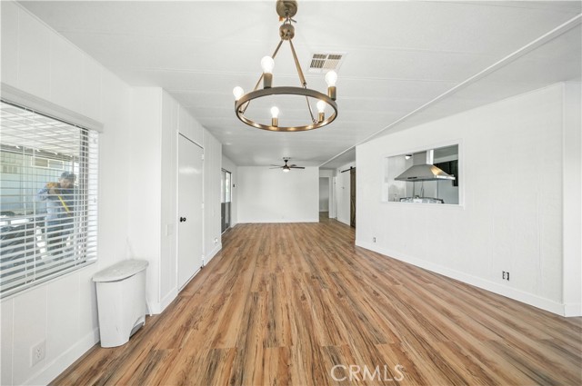626 N Dearborn, Redlands CA: https://media.crmls.org/medias/582fe4ac-c57b-4877-b427-947e2d8810f0.jpg