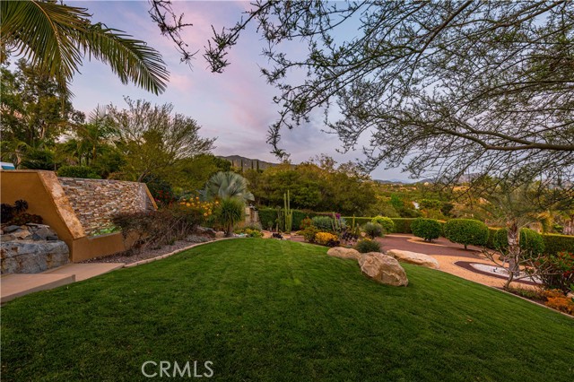 40468 Rock Mountain Drive, Fallbrook CA: https://media.crmls.org/medias/583071b0-f7a2-400c-9af2-c38cb7d0d829.jpg