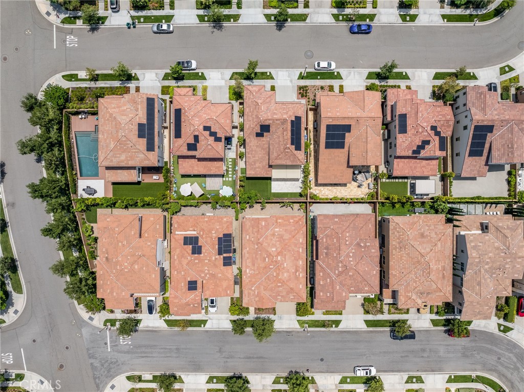 https://media.crmls.org/medias/58309b05-58c8-4d57-908c-3d6ab385209c.jpg?preset=X-Large